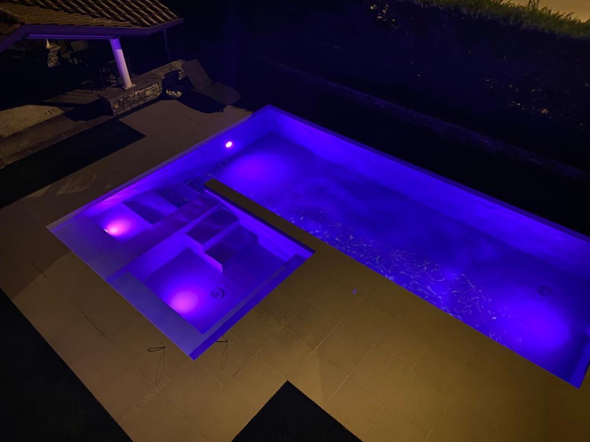 Longone al Segrino B&B Arcobaleno المظهر الخارجي الصورة