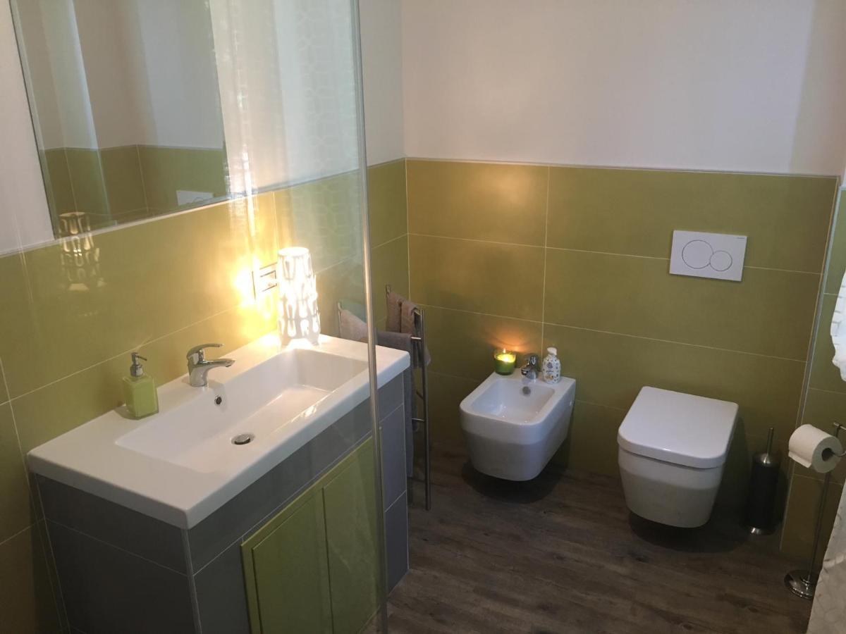 Longone al Segrino B&B Arcobaleno المظهر الخارجي الصورة