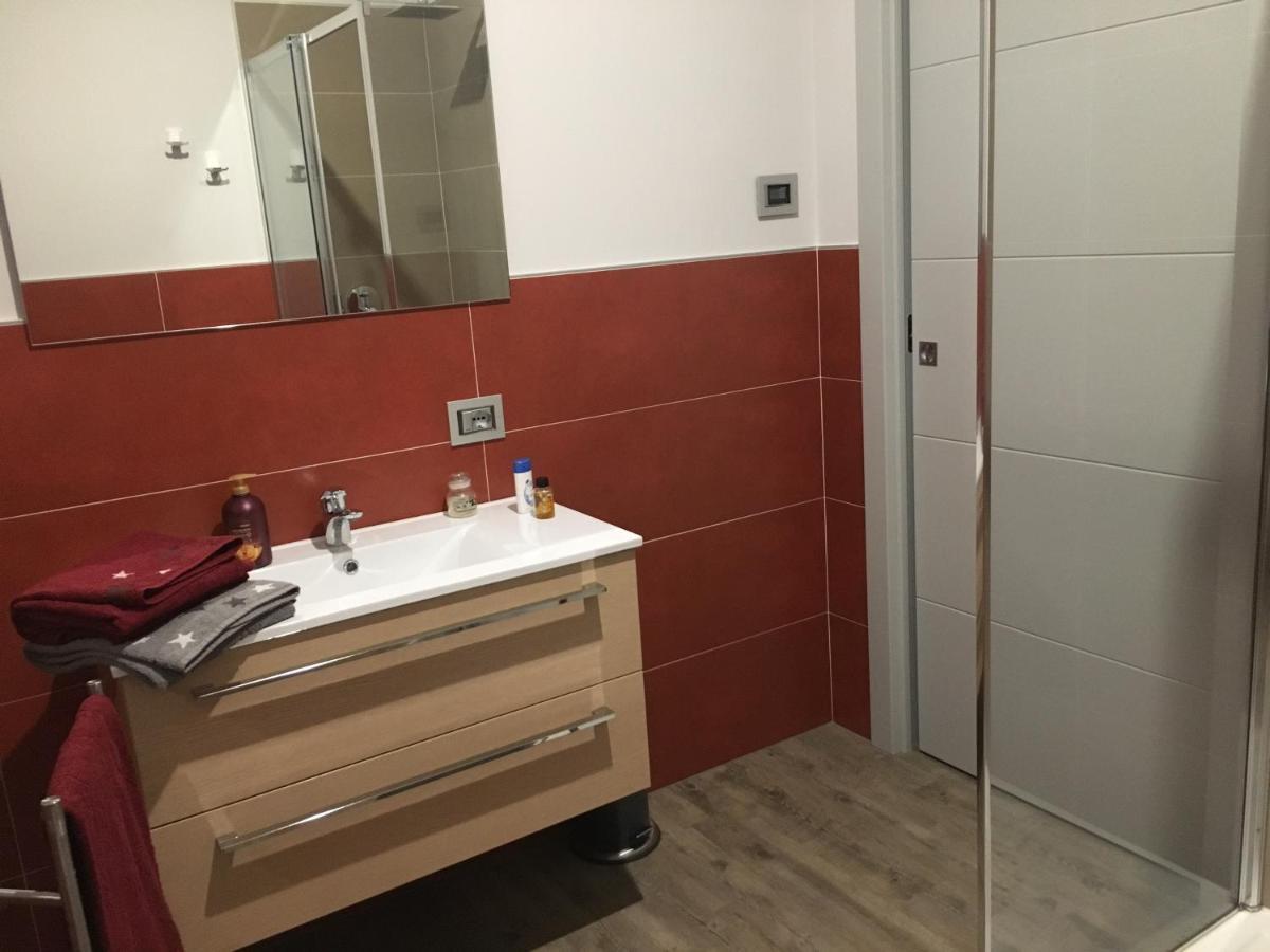 Longone al Segrino B&B Arcobaleno المظهر الخارجي الصورة